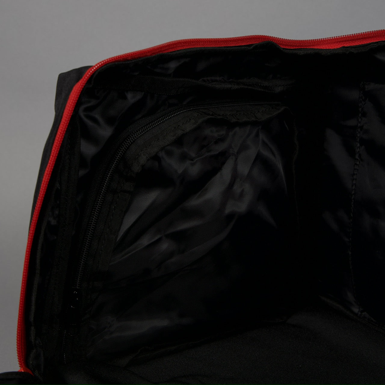 40L Ultimate Duffle Bag Red Wolf