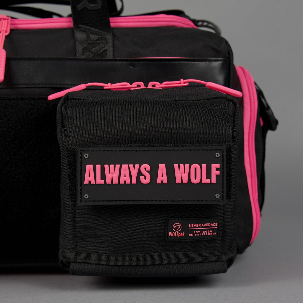 40L Ultimate Duffle Bag Black Neon Pink