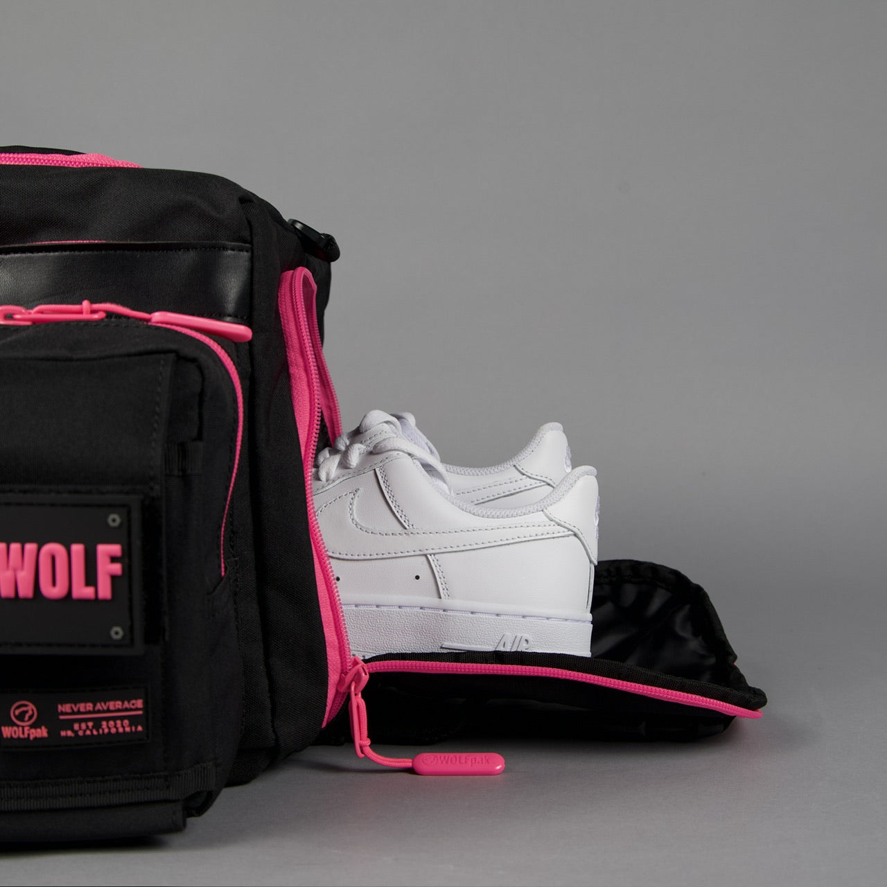 40L Ultimate Duffle Bag Black Neon Pink