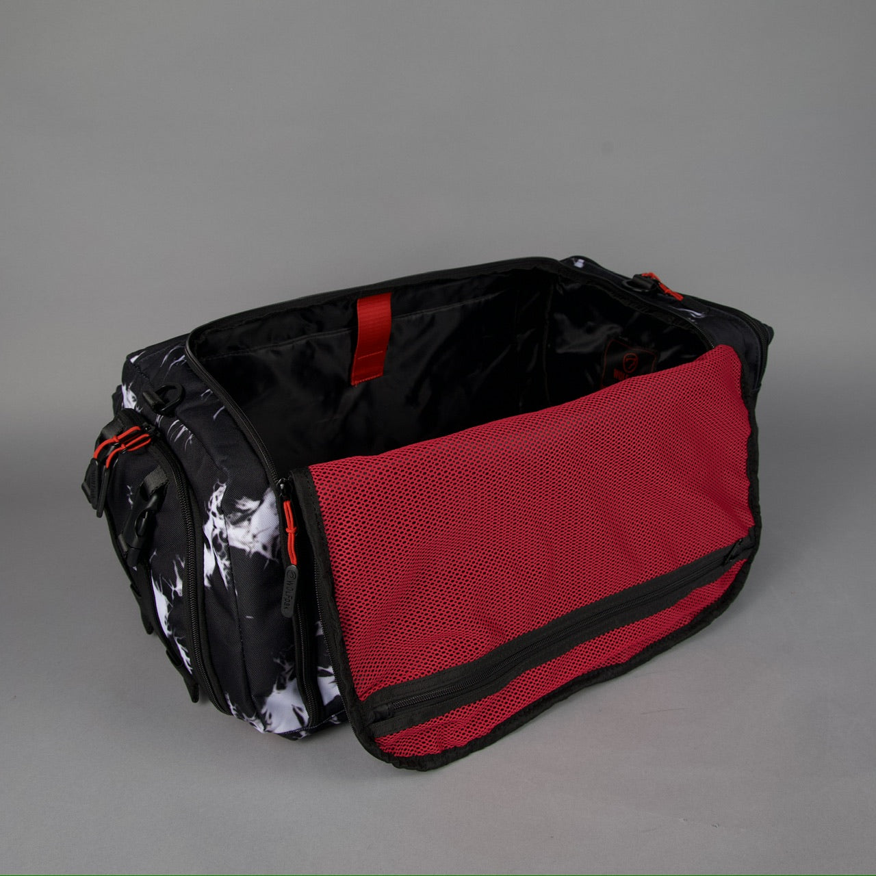 40L Ultimate Duffle Bag Black Lightning Immortal Red