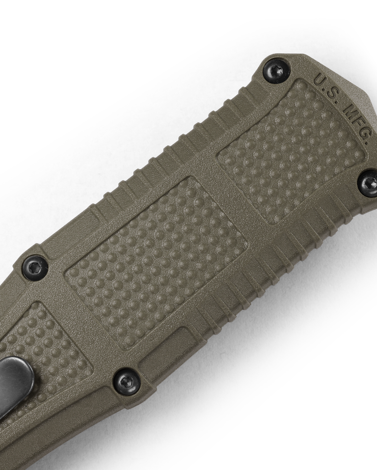 Benchmade Claymore OTF 3370SGY-1 Tactical Knife 3.89in Serrated CPM-D2 Blade Ranger Green Grivory Handles