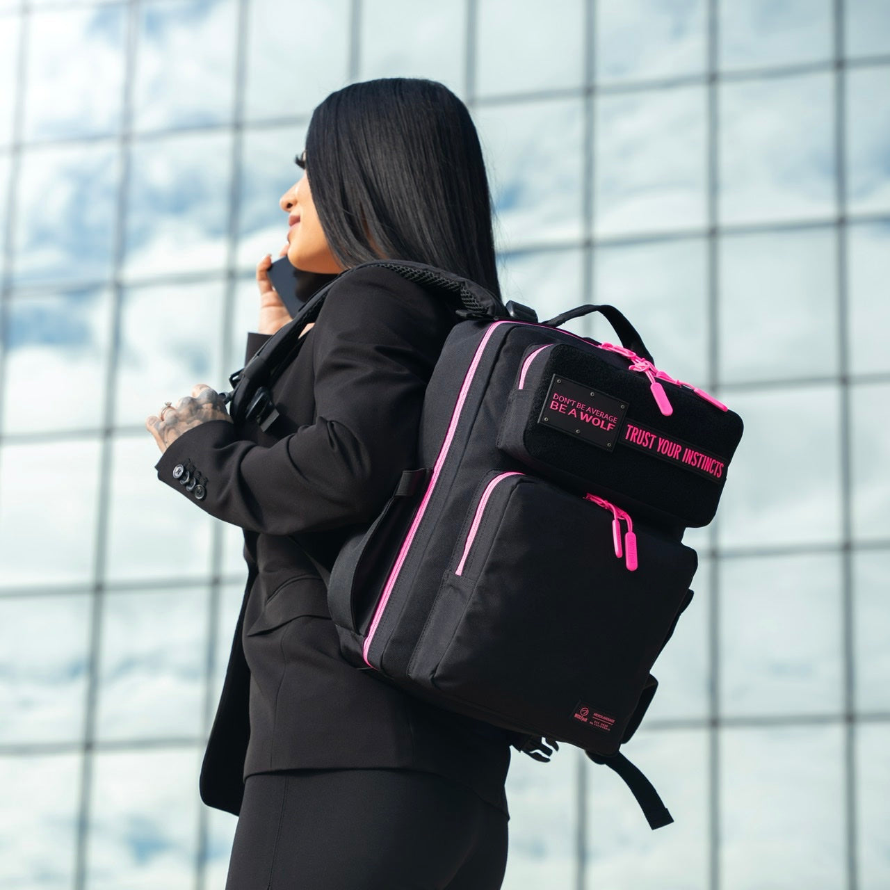 15L Backpack Black Neon Pink