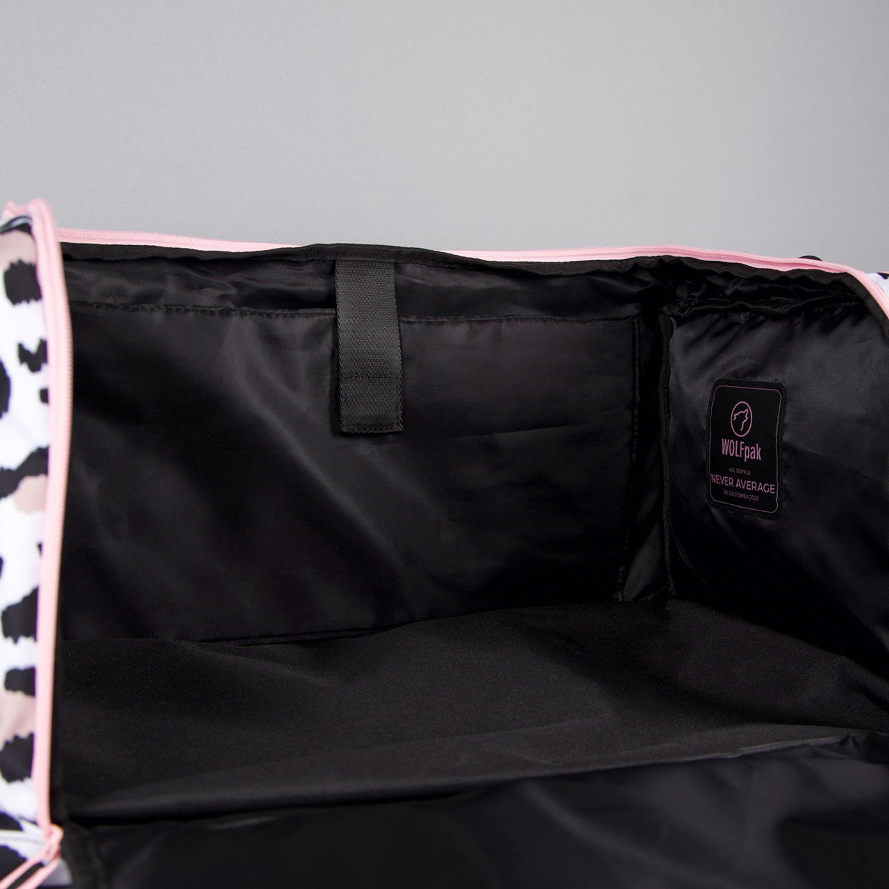 40L Ultimate Duffle Bag Leopard Pink Zip