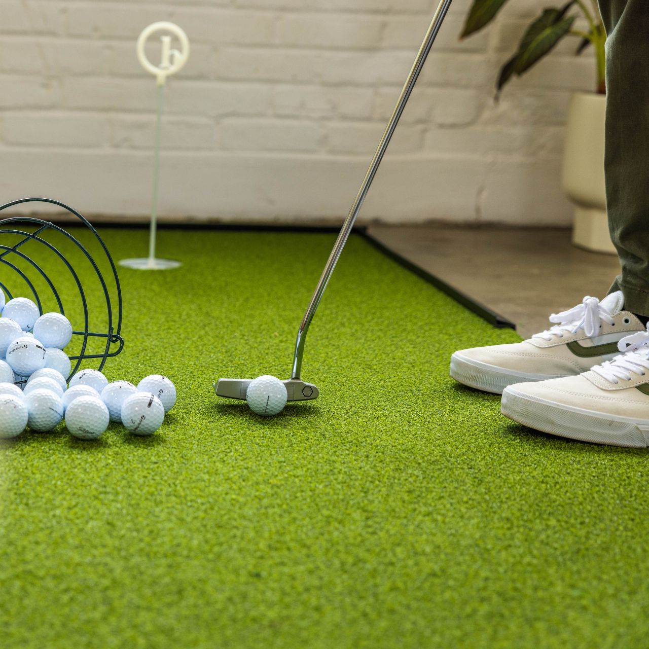 CLEARANCE | Slightly Blemished Tour Quality Turf Putting Green (Sizes Available)