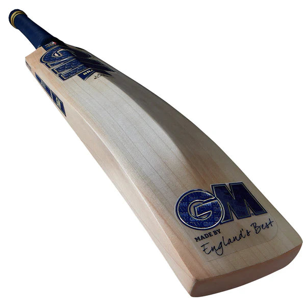 Gunn & Moore Brava DXM 404 Cricket Bat