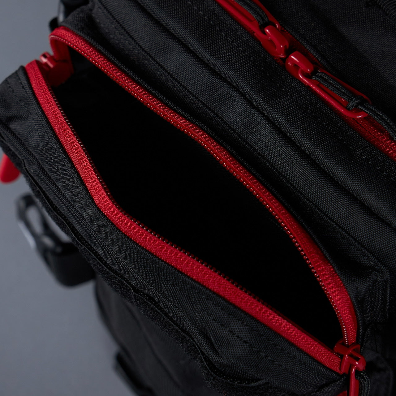 9L Backpack Mini Red Wolf