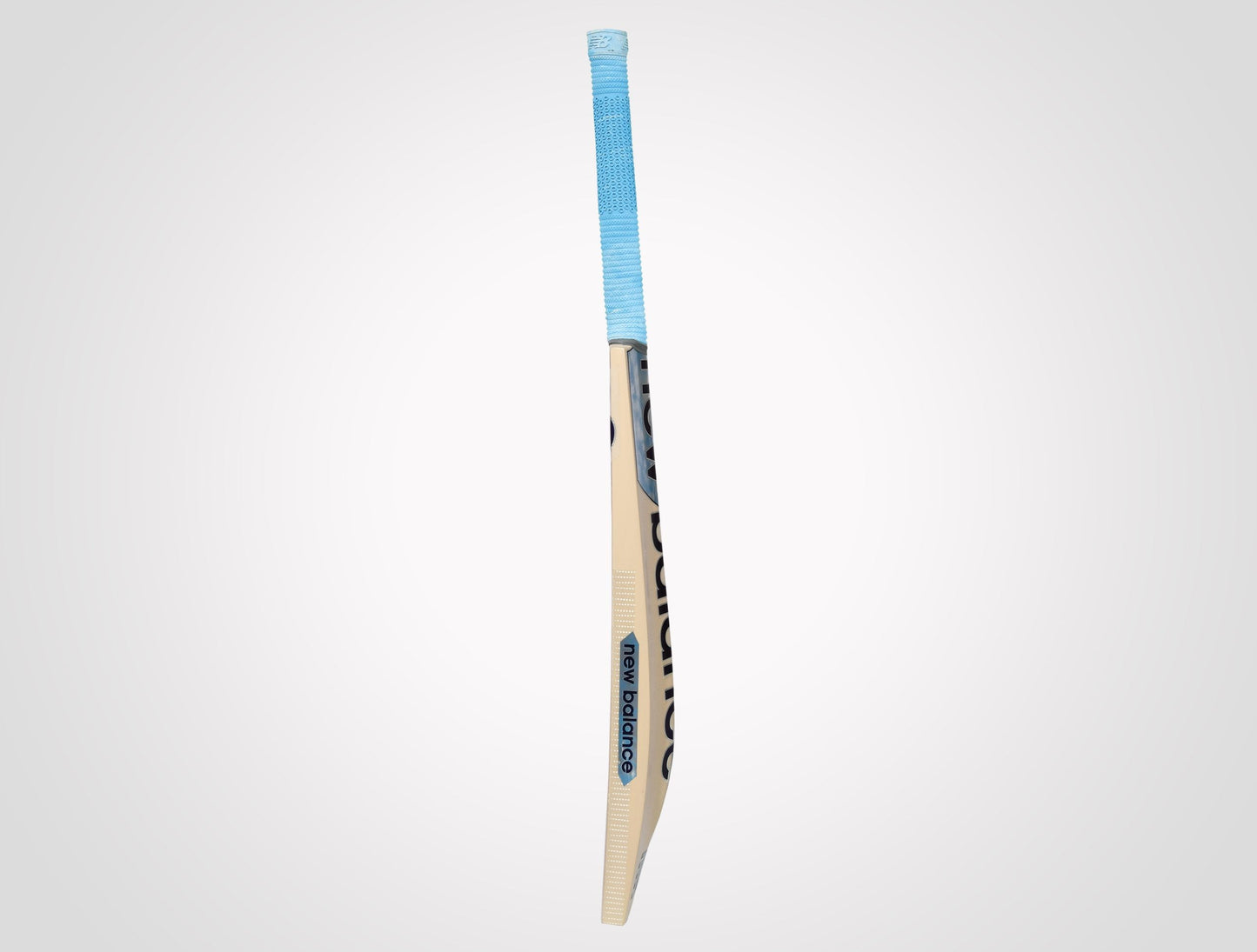 NEW BALANCE DC 540 Cricket Bat