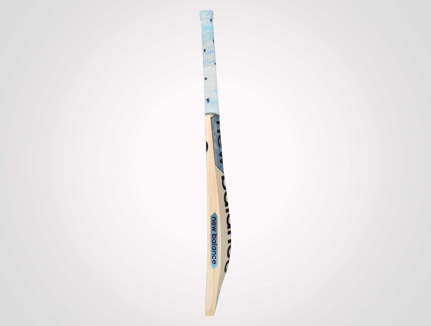 NEW BALANCE DC 840 Cricket Bat