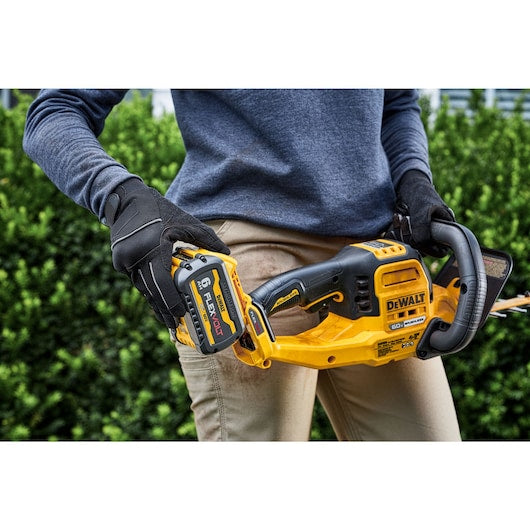 DeWalt DCHT870B 60V MAX* 26 in Brushless Cordless Hedge Trimmer (Tool Only)