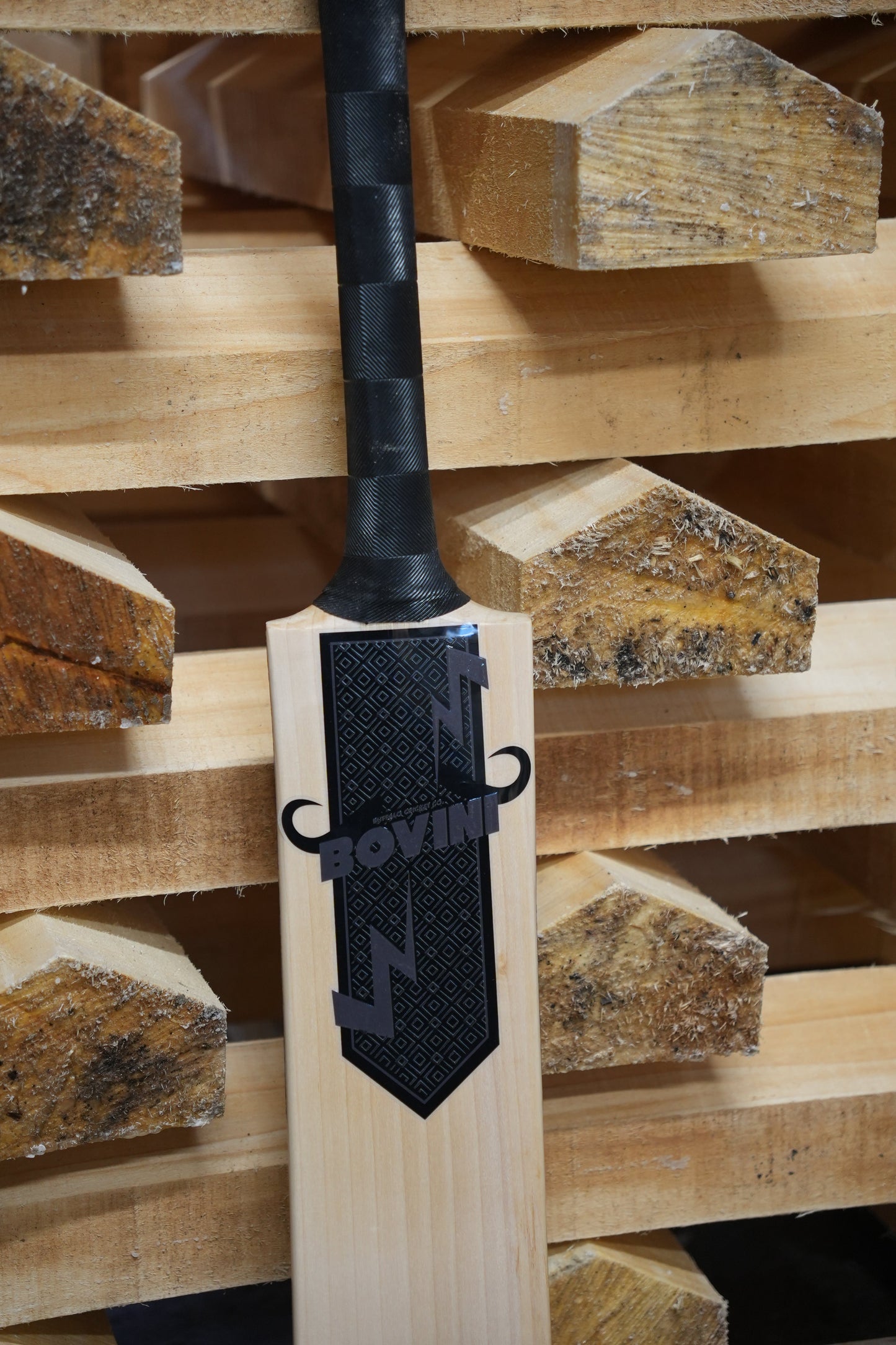 The Bovini | 2024 Junior bat