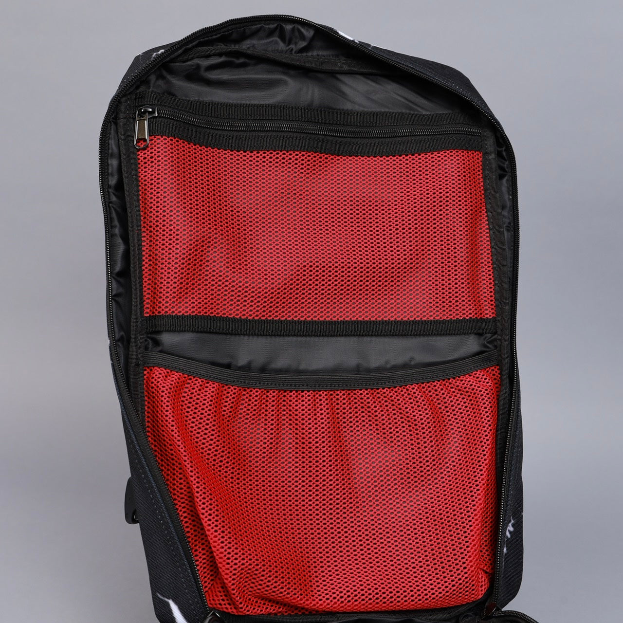 35L Backpack Black Lightning Immortal Red