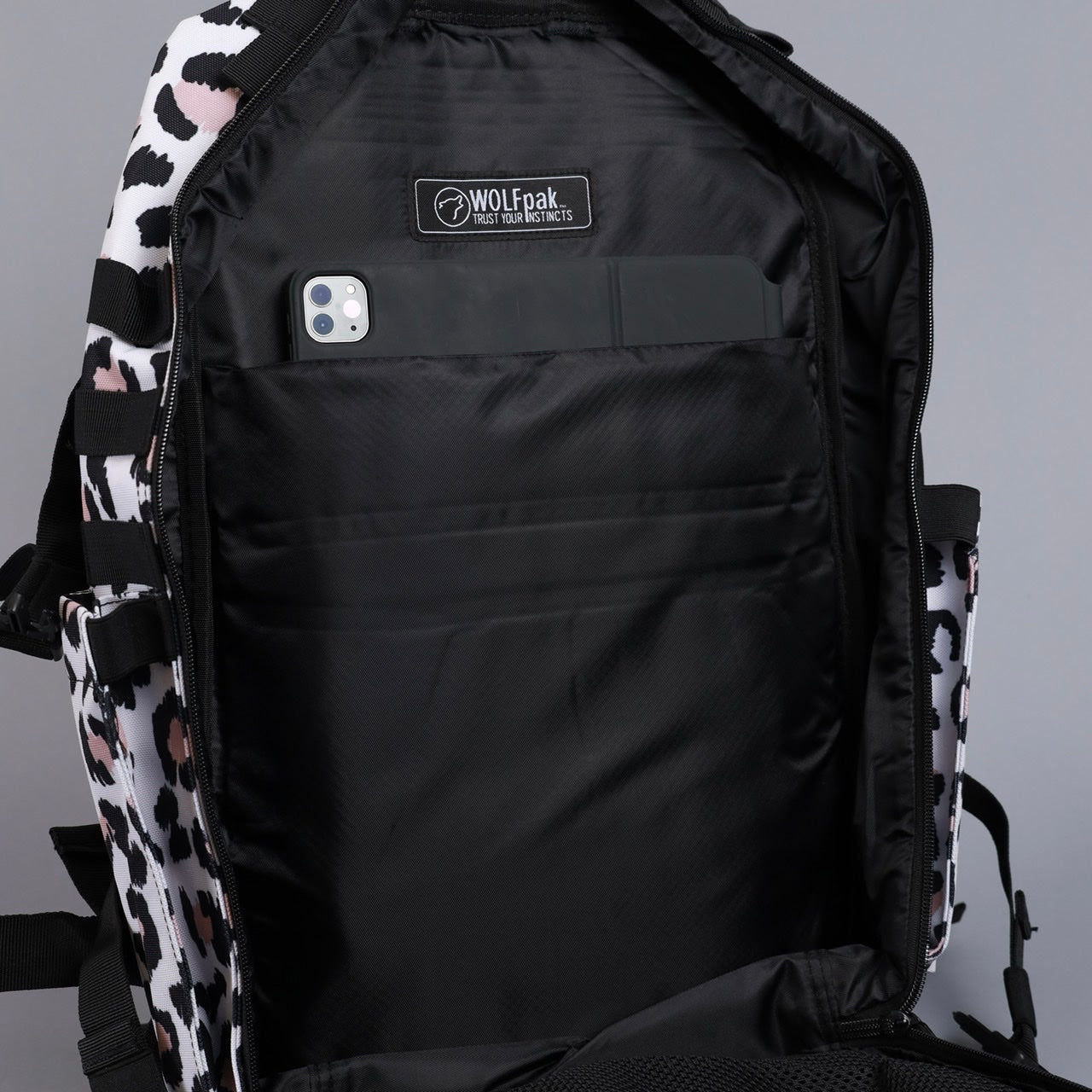 45L Backpack Classic Leopard