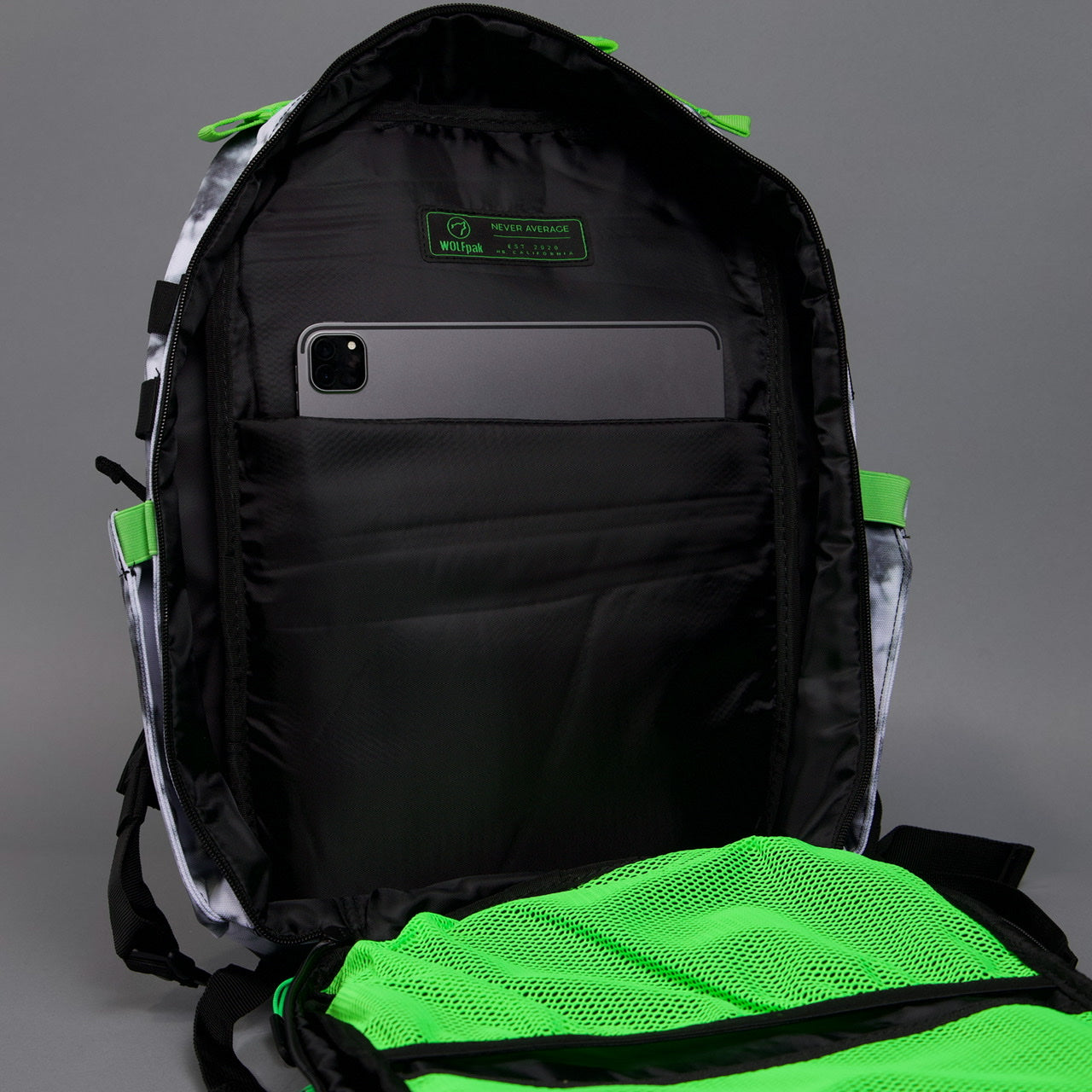 35L Backpack Timber Wolf Graffiti Green