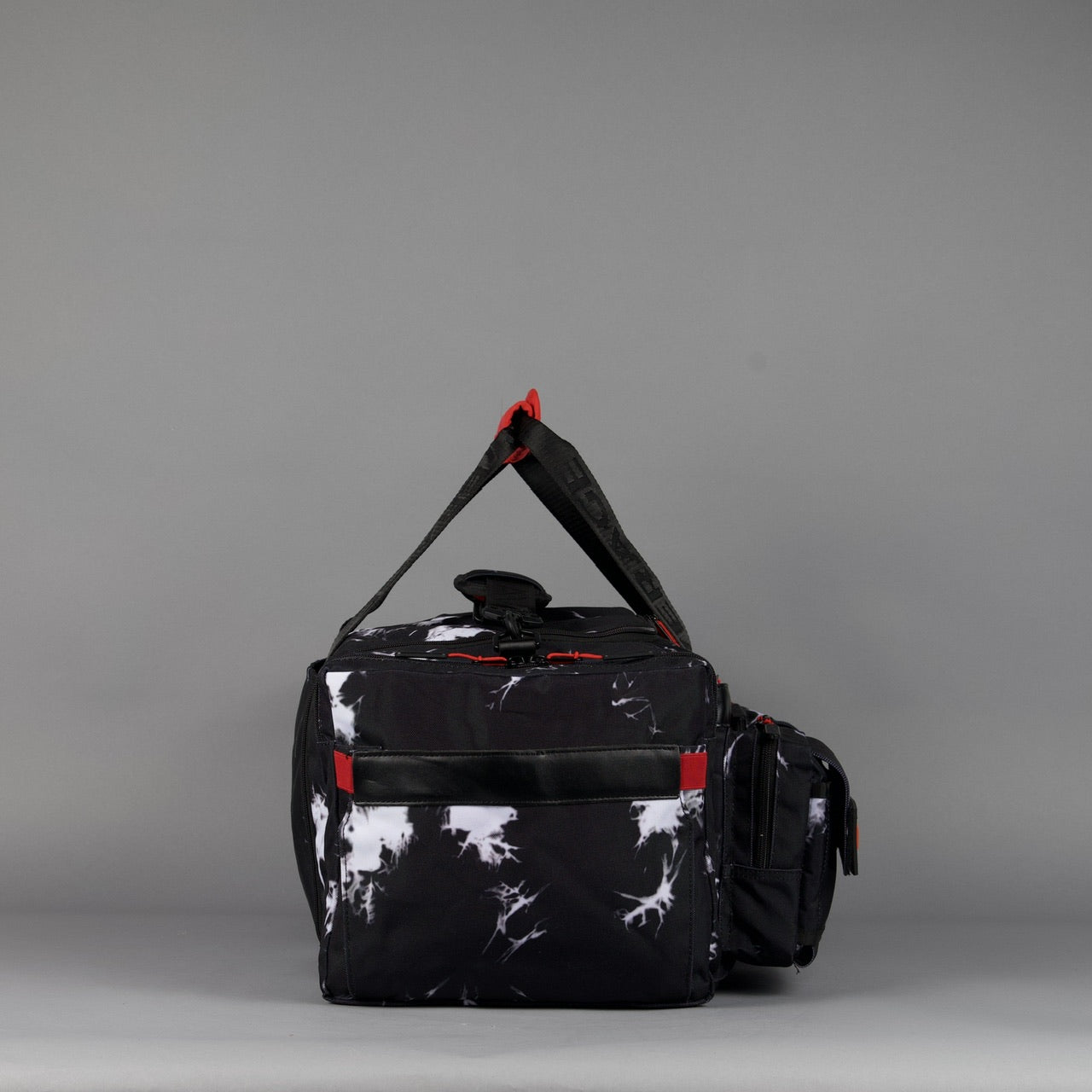 40L Ultimate Duffle Bag Black Lightning Immortal Red