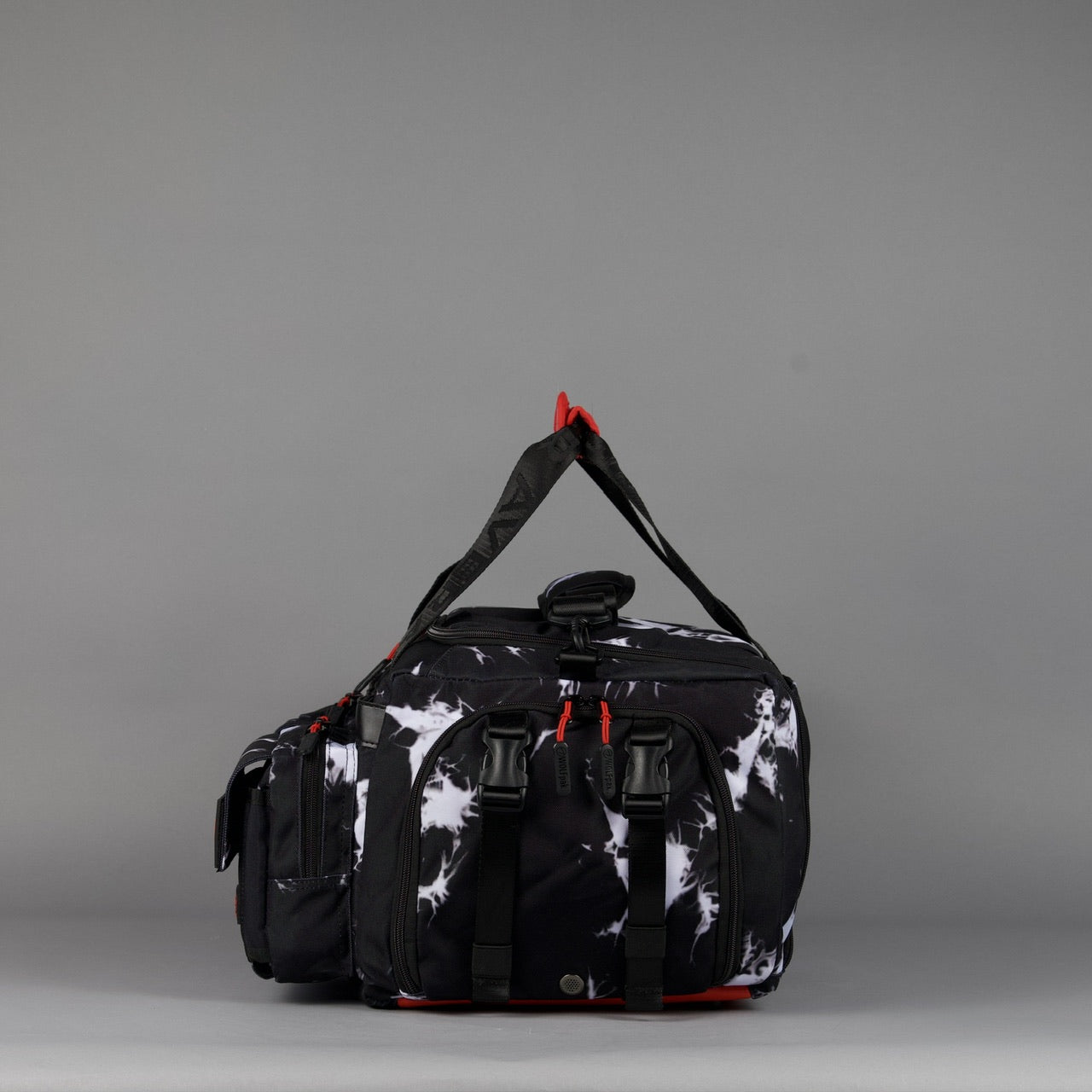 40L Ultimate Duffle Bag Black Lightning Immortal Red