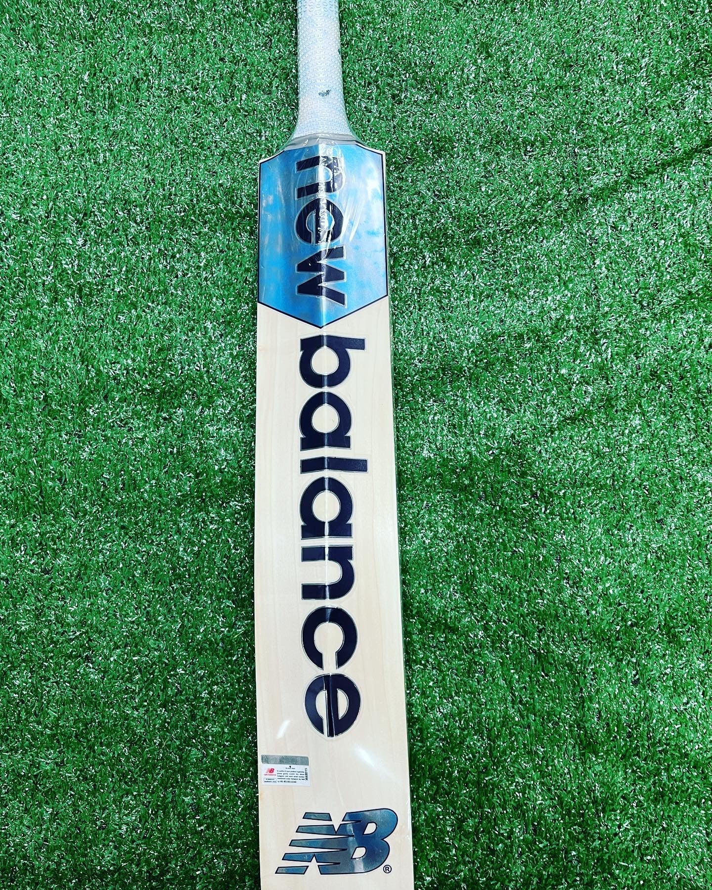 NB DC 590 CRICKET BAT