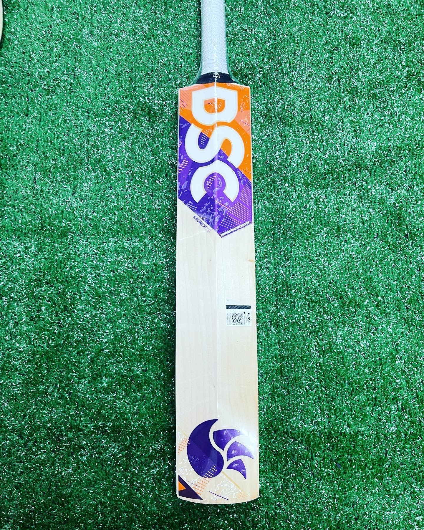 DSC KRUNCH 7.0 Cricket Bat