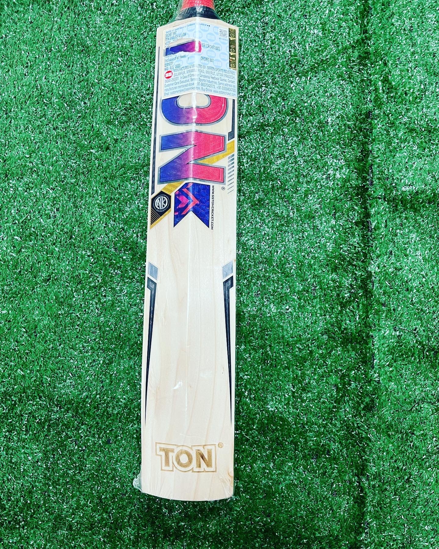 Ton Super English Willow Cricket Bat - IN STOCK