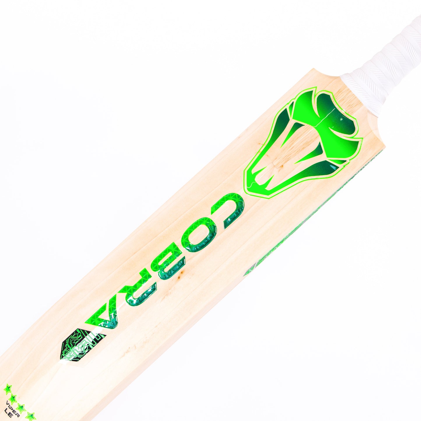 CLEARANCE - LIMITED EDITION COBRA JUNIOR CRICKET BAT - GRADE 2 ENGLISH WILLOW