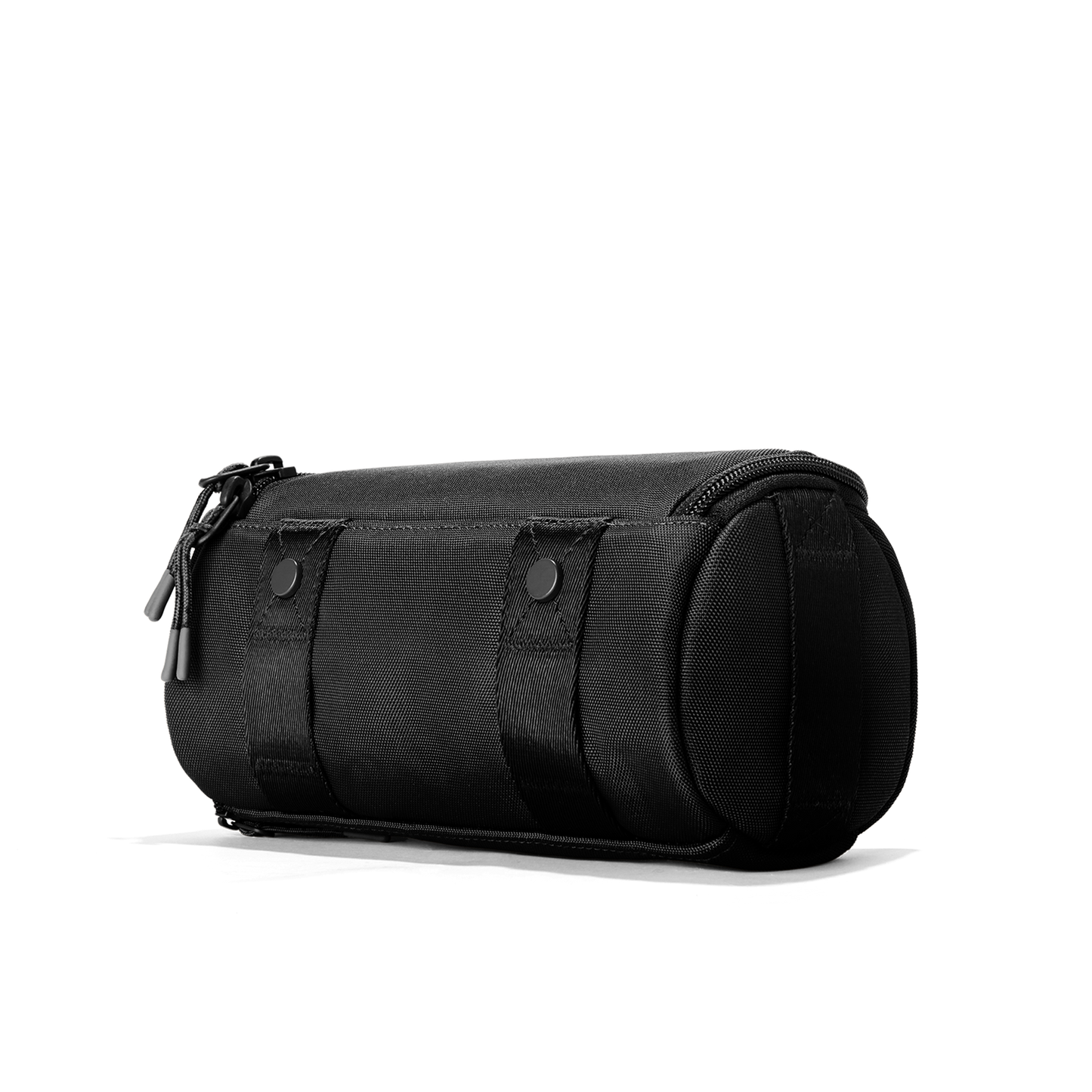 Seoul Dopp Kit in Onyx, Small