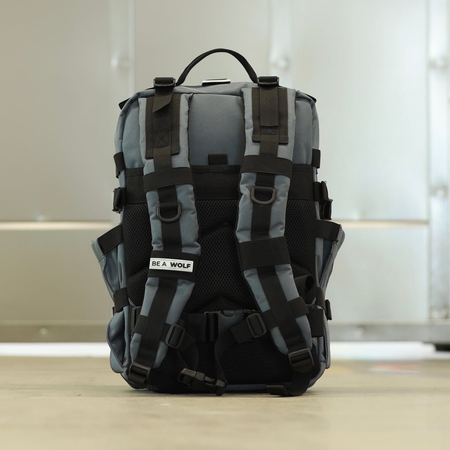 35L Backpack Achromatic