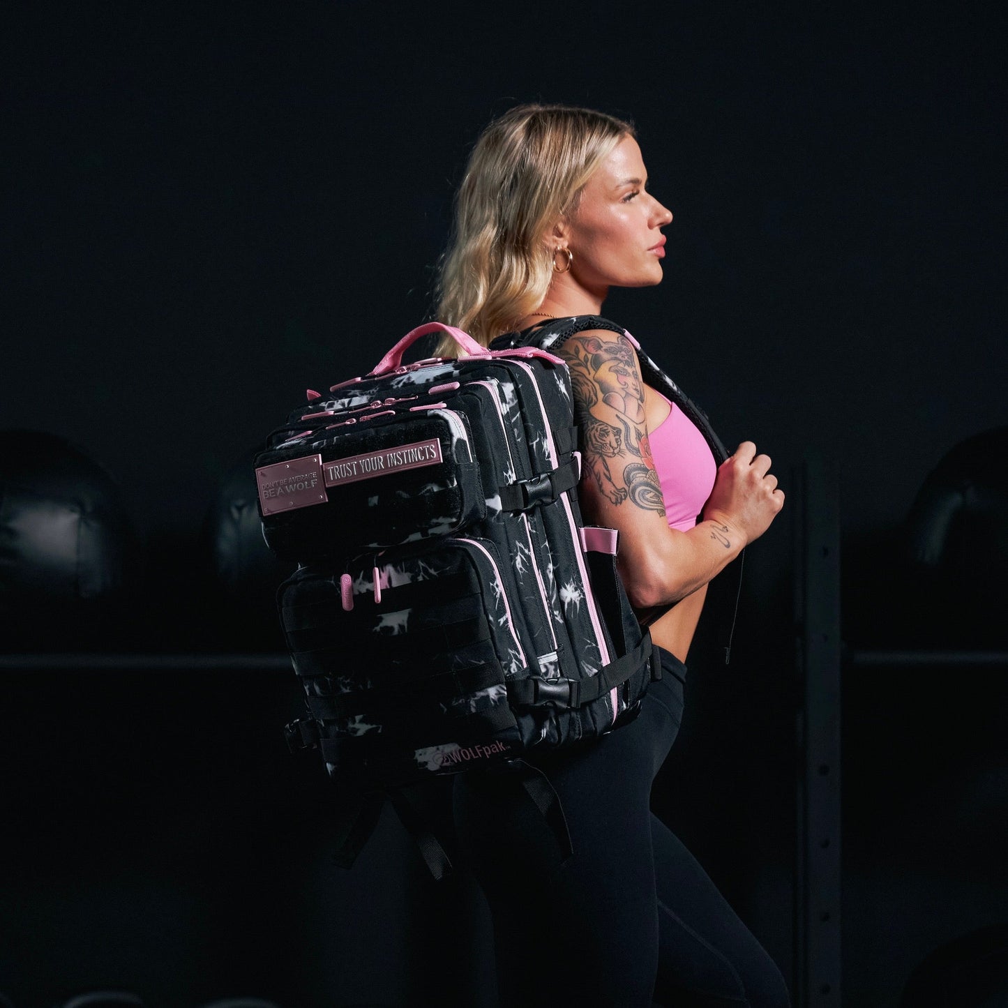 25L Backpack Black Lightning Knockout Pink