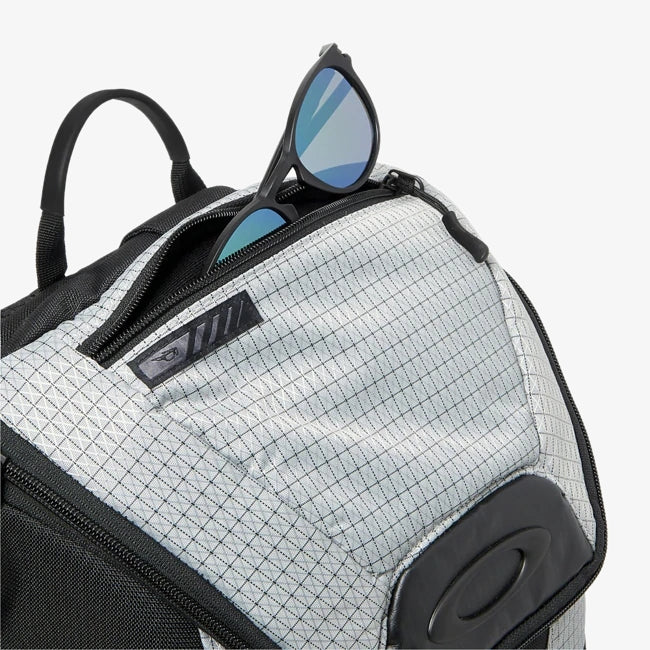 Oakley Link Pack Lightweight Backpack