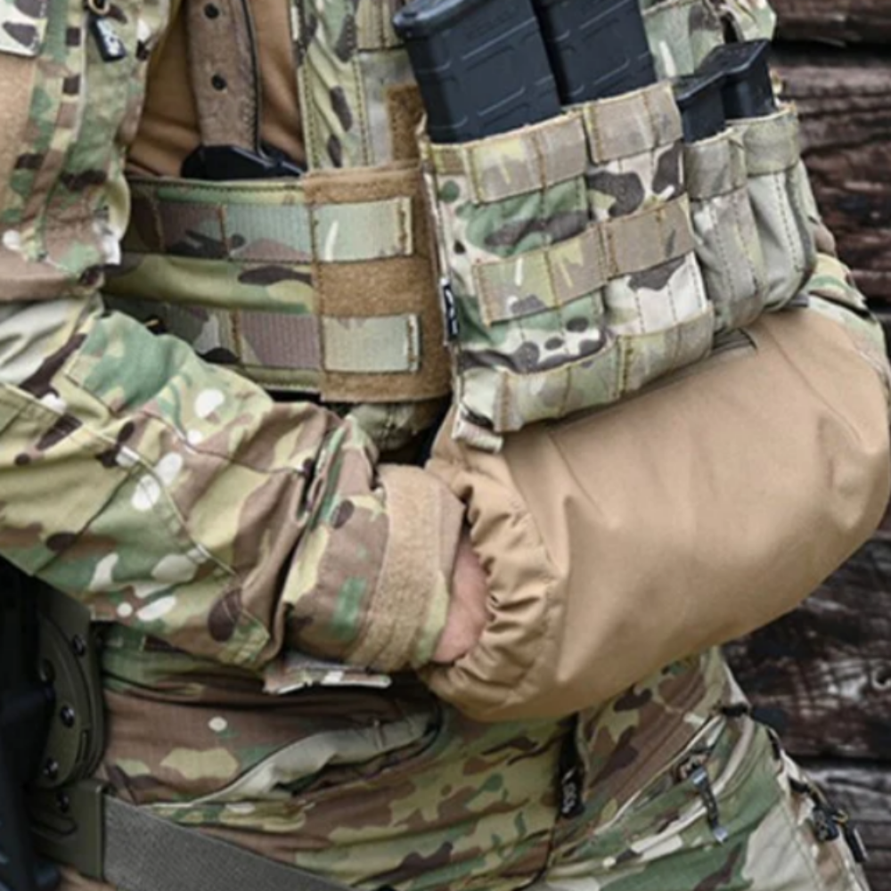 HRT Tactical Hand Warmer Pouch | Plate Carrier Attachment